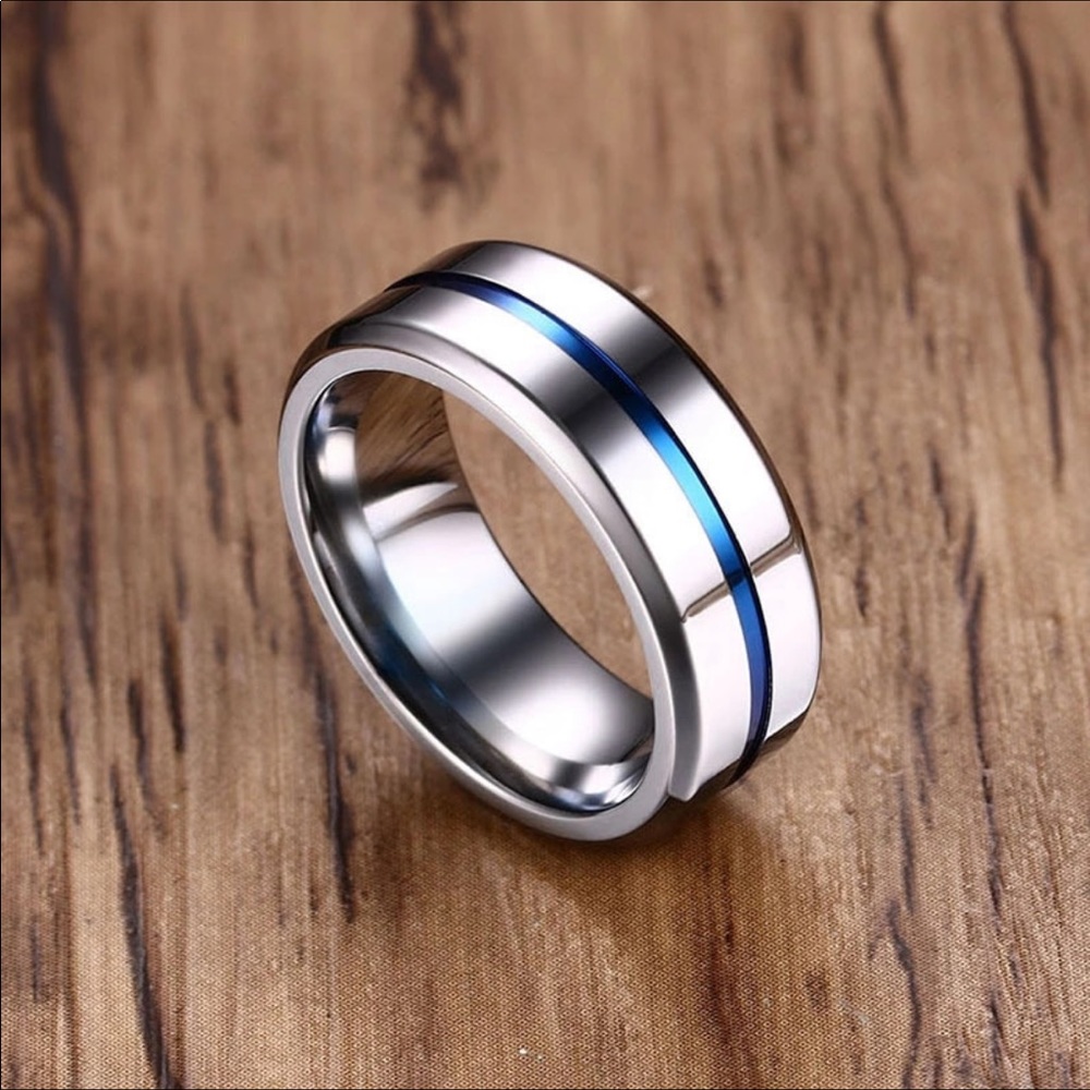 Titanium Ring - Picture 3 of 5